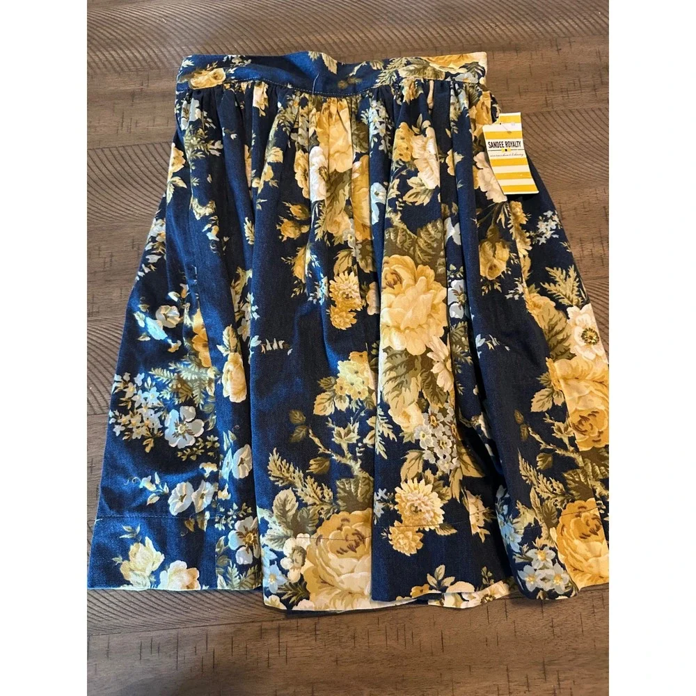 NWT Sandee Royalty Dark Floral Midi Skirt‎ | Cottagecore Whimsigoth Aesthetic